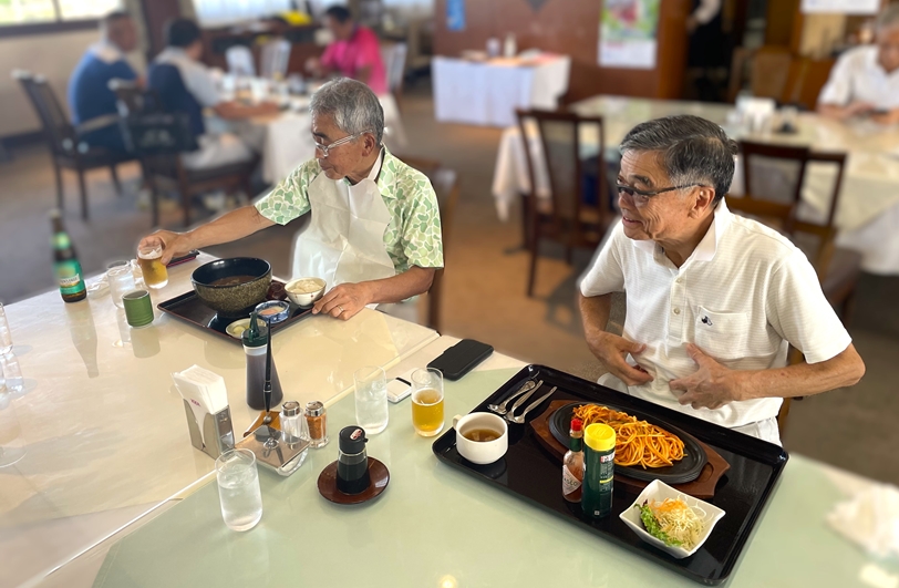 昼食